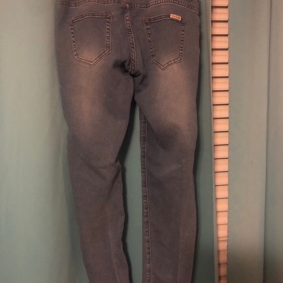 Jeans - Picture 3 of 3